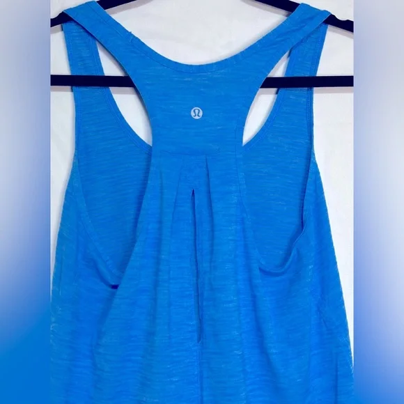 Lululemon Salute the Sun Singlet II Tank Yoga Activewear Gym Pilates Workout - Picture 9 of 10